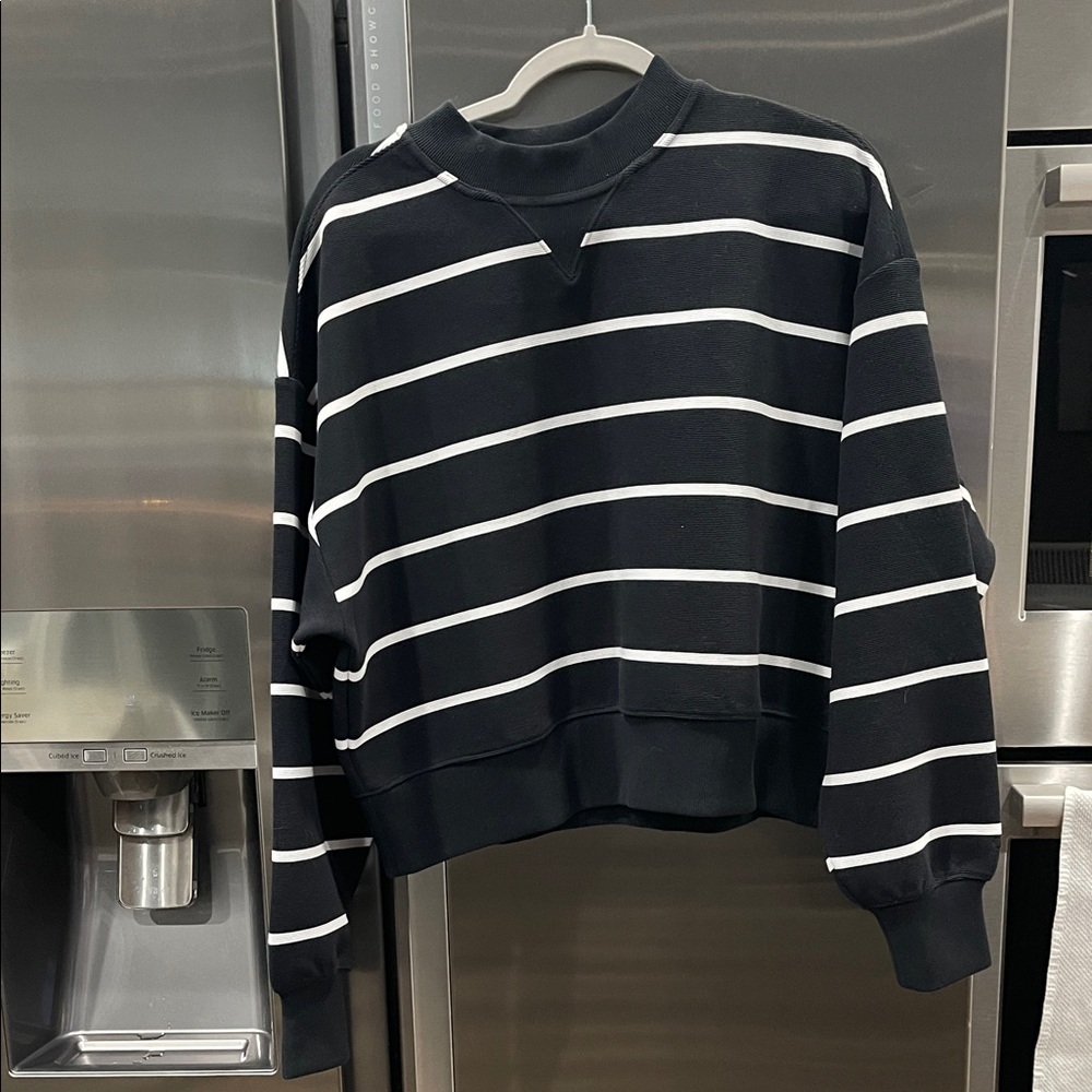 CALIA by Carrie Underwood Striped Black and White Sweatshirt
